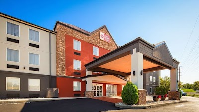 Best Western Plus New Cumberland Inn & Suites