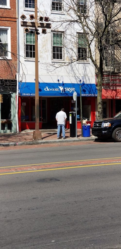 Doggie Style Pets Market