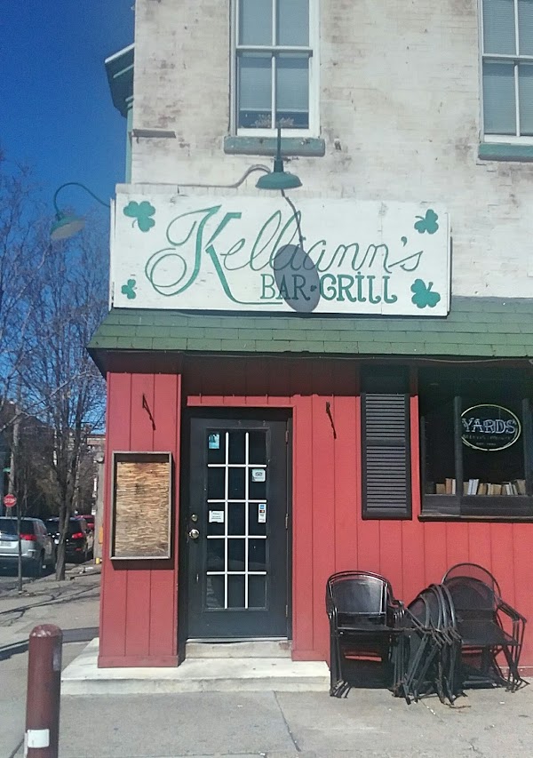 Kelliann’s Bar & Grill