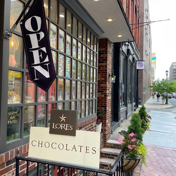 Lore's Chocolates