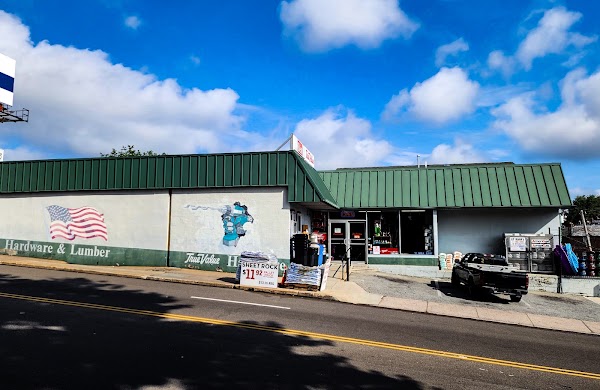 Upper Darby Hardware Do It Best